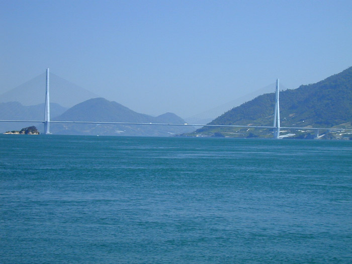 大三島から見た多々羅大橋