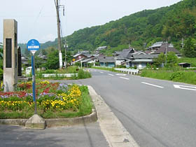 治田付近の国道25号