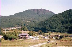 古光山を望む