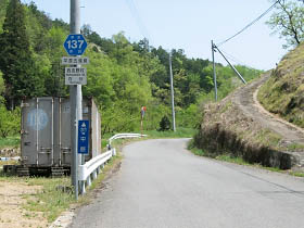 県道平原五條線・百谷付近